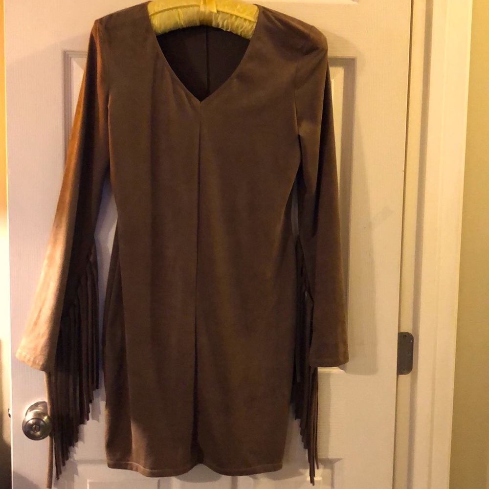 Pho suede dress with fringe